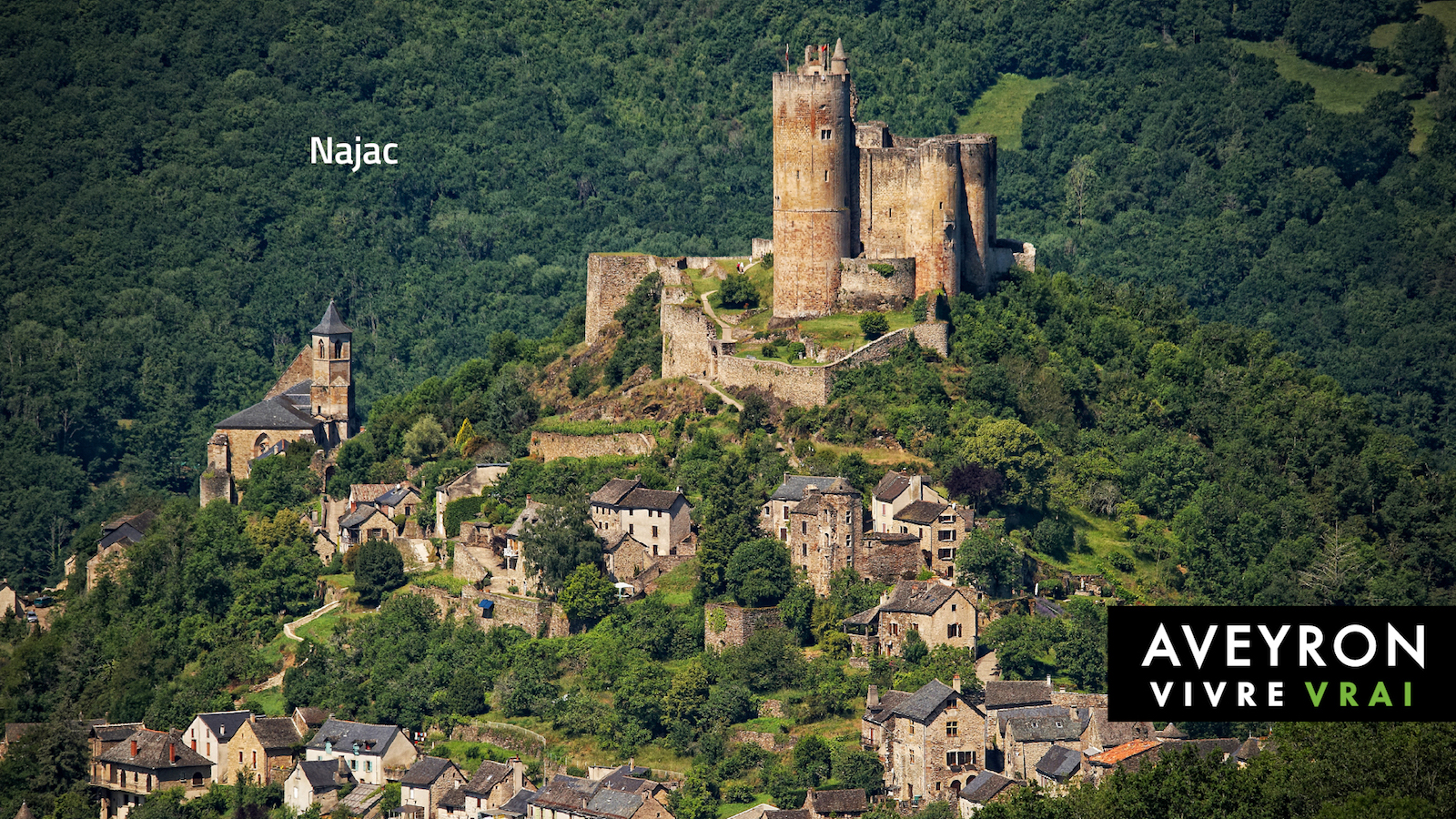 Najac sur sa crète-Camping Le Muret